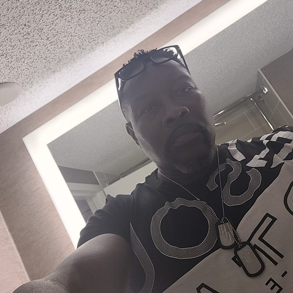 Meet your Posher, Paul - Picture 1 of 1